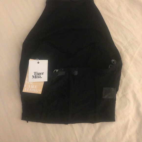 Tiger Mist Mesh Halter Top - Picture 3 of 3